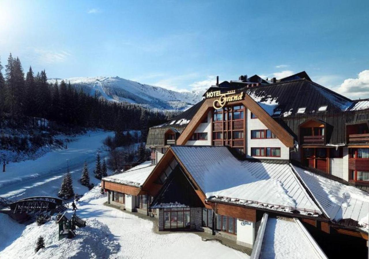 Hotel Grand Jasna Demanovska Dolina Luaran gambar
